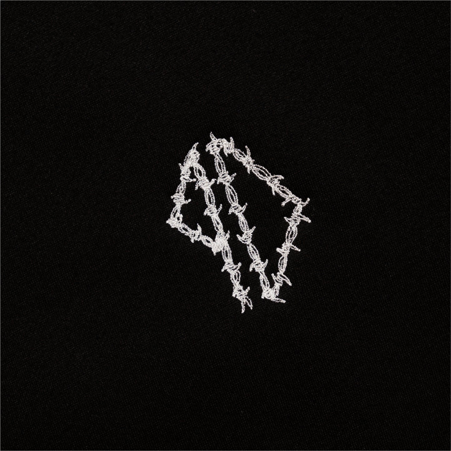 BARBED CREWNECK BLACK
